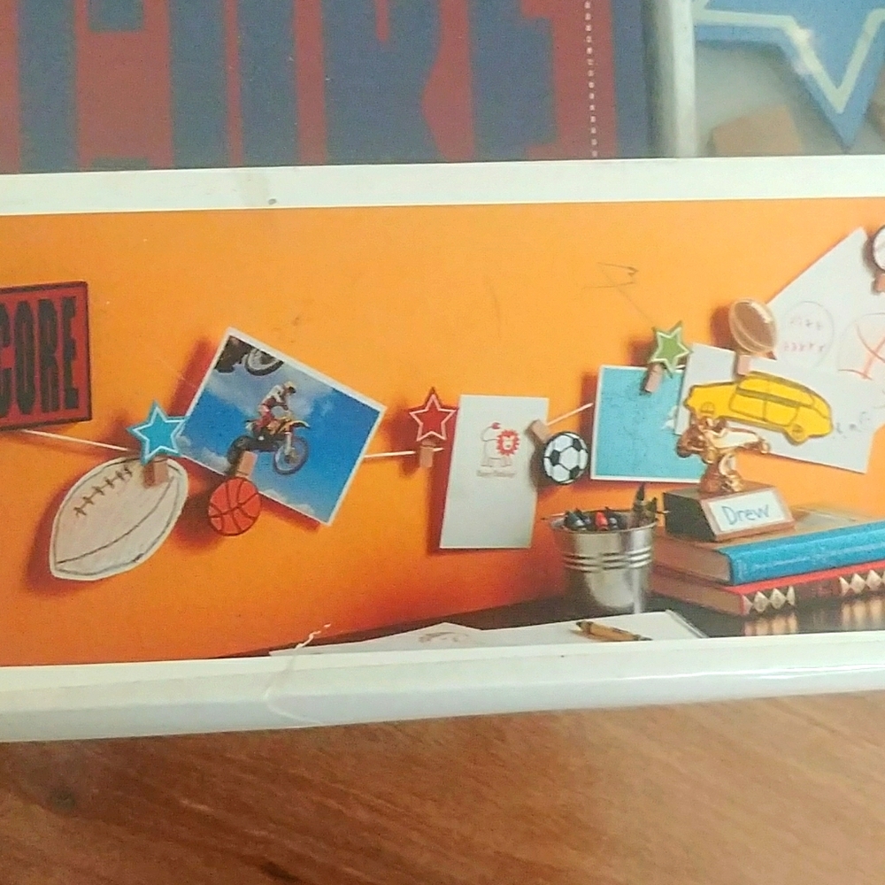 Art display score collection sports